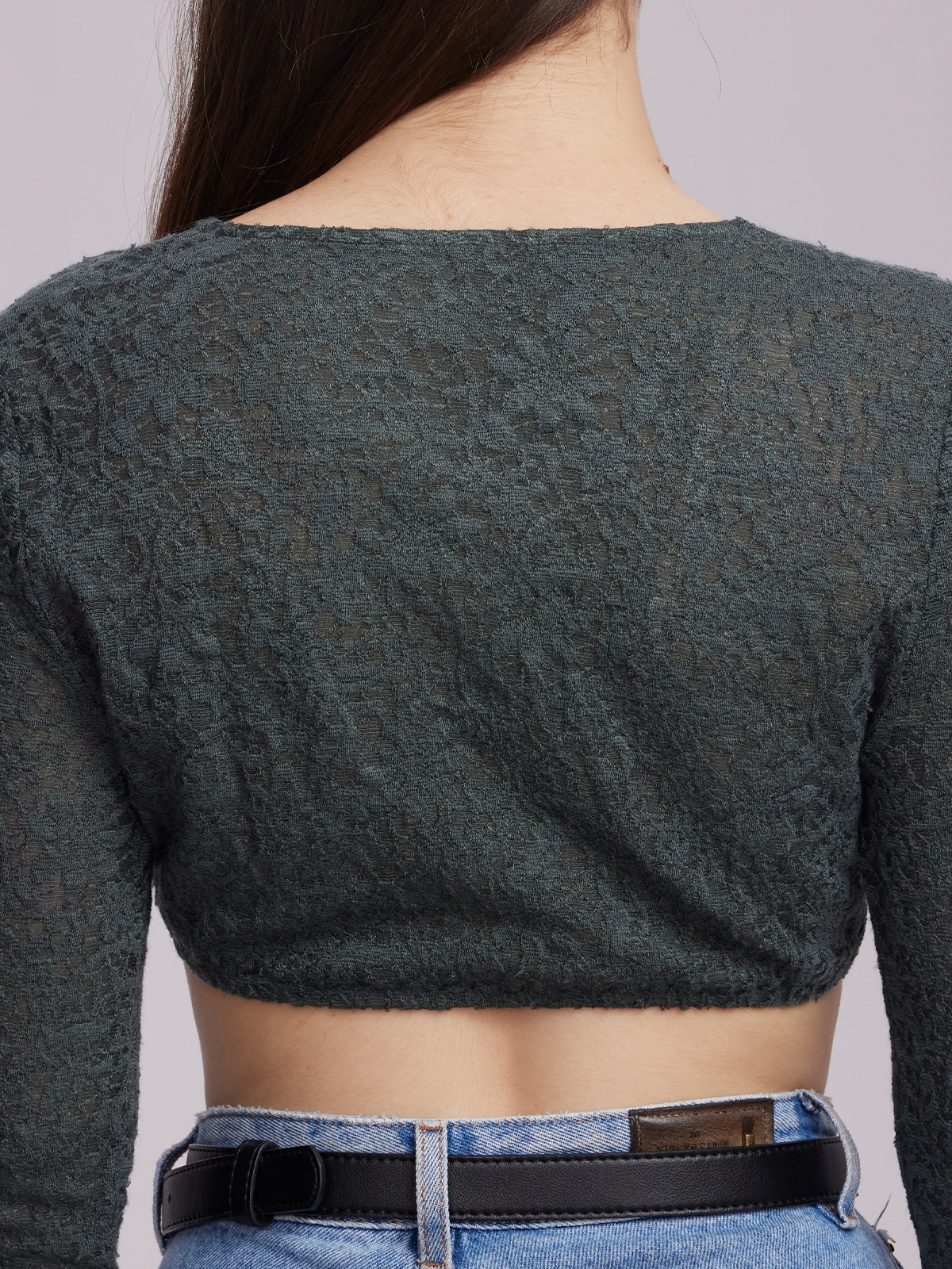 Schwarze Dirndl Bluse mit Spitzenverzierung