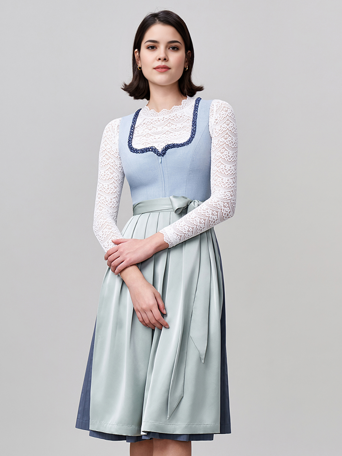 Modernes Dirndl in Blau