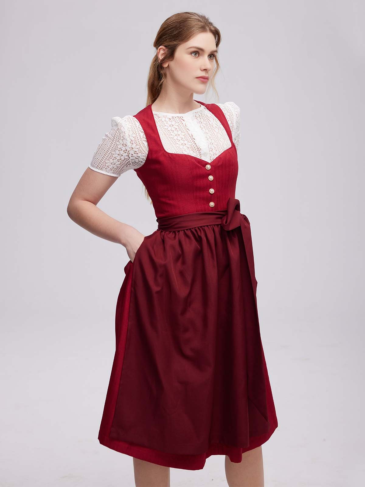Dirndl in dunkelblauem Samt