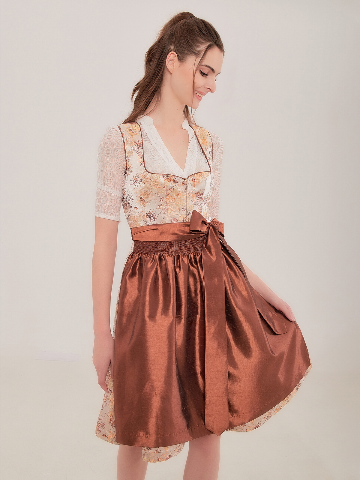 Dirndl in Gelb – perfekt für festliche Anlässe