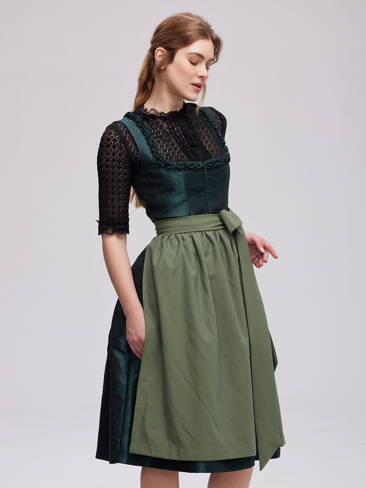 Dirndl Lila in eleganter Ausführung
